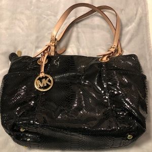 Michael Kors patten leather bag